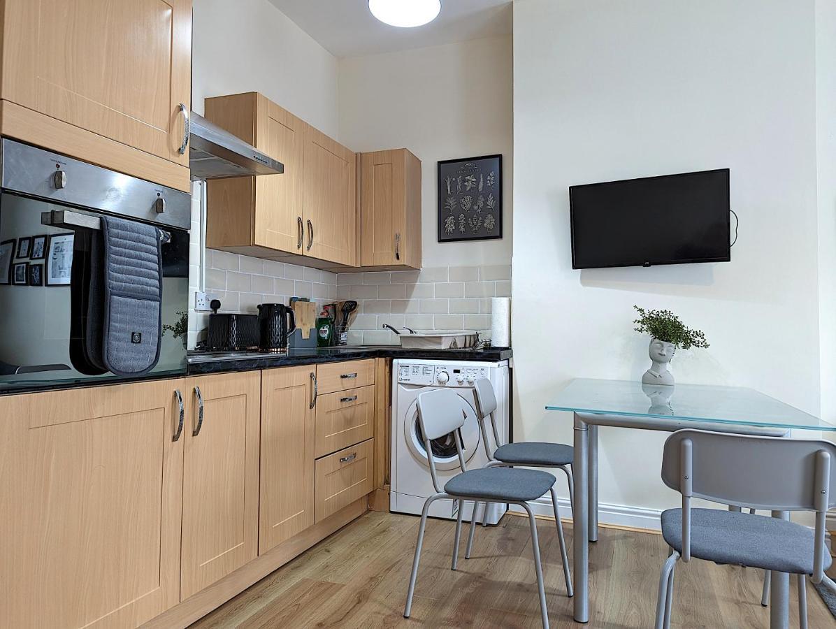 Lovely Studio In Anfield Near Centre Free Parking Liverpool Exterior foto